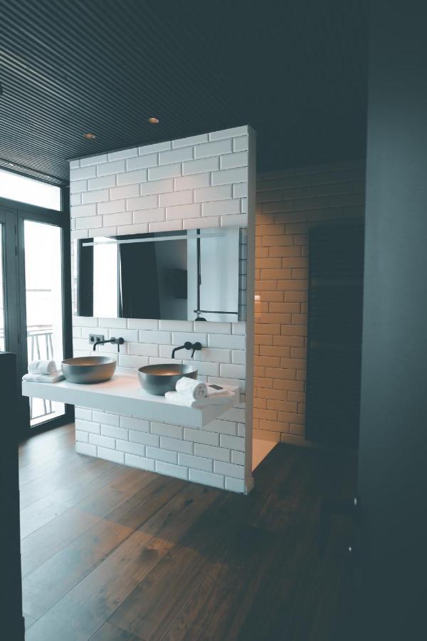 Nocturne Apartment Брюж Екстериор снимка